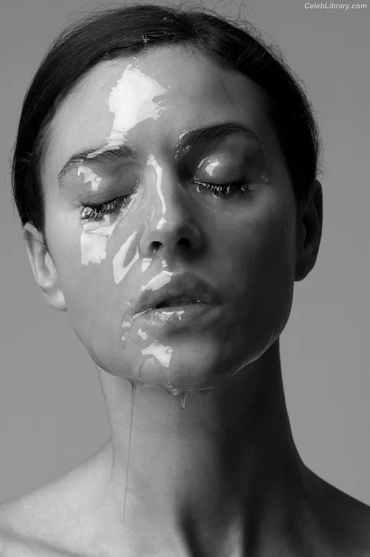 Monica Bellucci photo 7 of 1320
