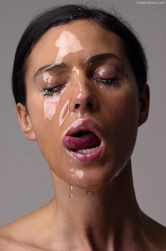 Monica Bellucci photo 15 of 1320
