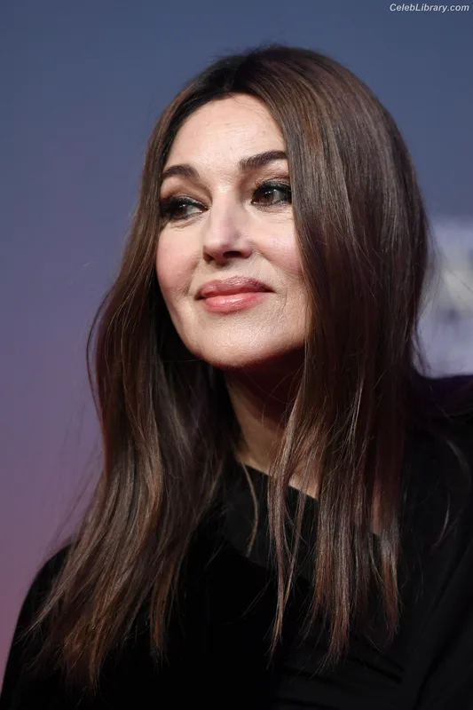 Monica Bellucci photo 17 of 1320