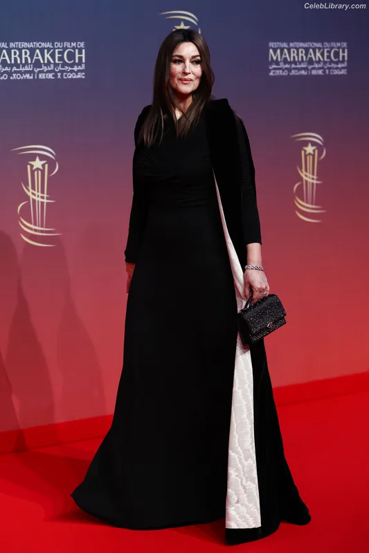 Monica Bellucci photo 16 of 1320