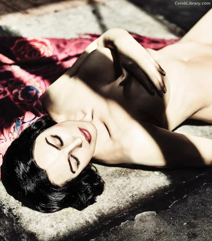 Monica Bellucci photo 13 of 1320