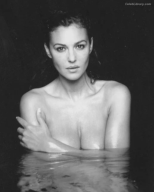 Monica Bellucci photo 21 of 1320
