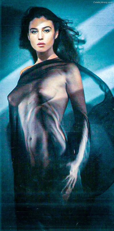 Monica Bellucci photo 3 of 1320