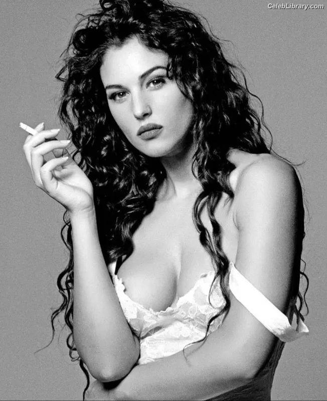 Monica Bellucci photo 13 of 1320