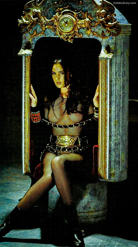 Monica Bellucci photo 17 of 1320