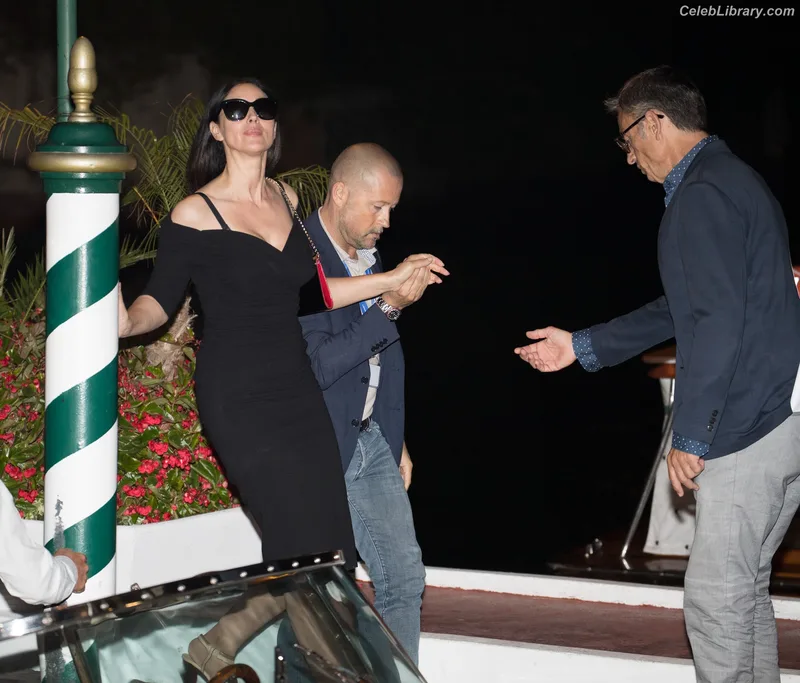 Monica Bellucci photo 14 of 1320