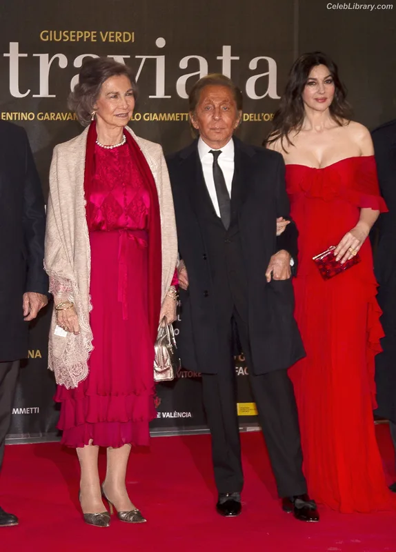 Monica Bellucci photo 12 of 1320
