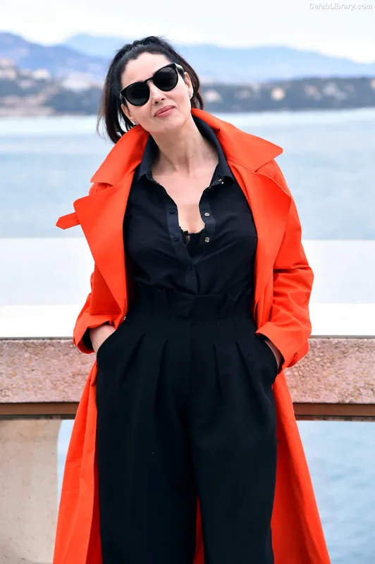 Monica Bellucci photo 7 of 1320