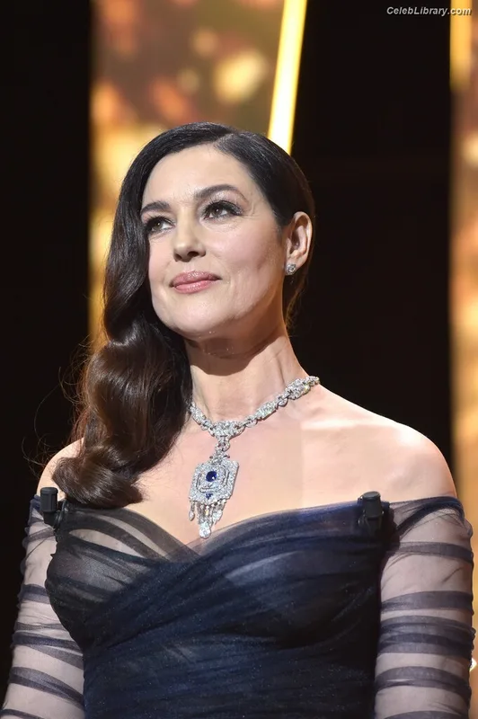 Monica Bellucci photo 16 of 1320