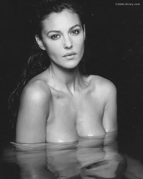 Monica Bellucci photo 4 of 1320
