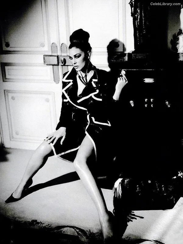 Monica Bellucci photo 6 of 1320