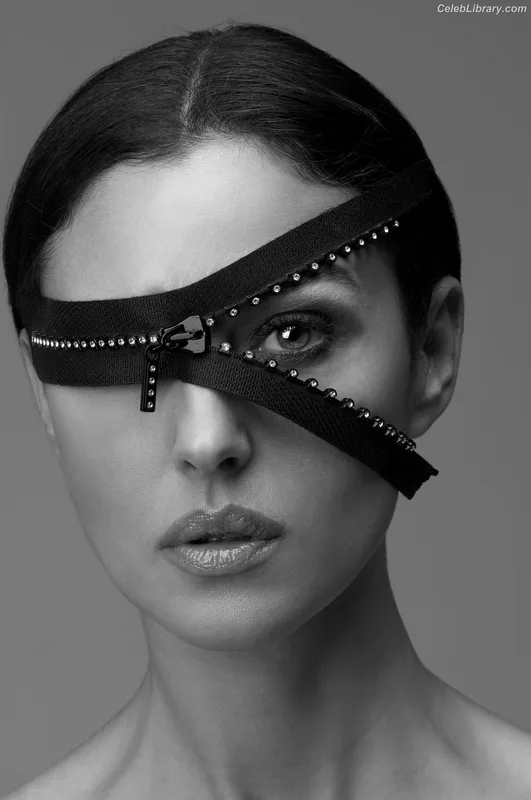 Monica Bellucci photo 5 of 1320