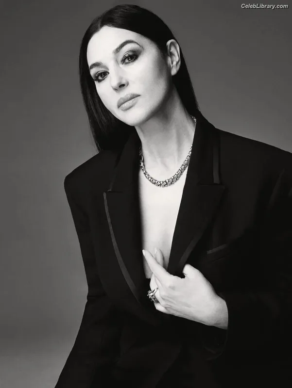 Monica Bellucci photo 9 of 1320