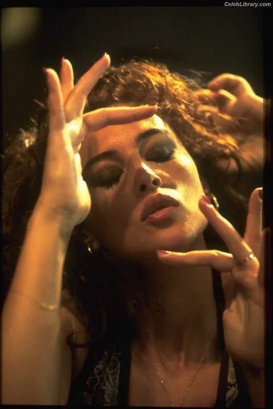 Monica Bellucci photo 1 of 1320