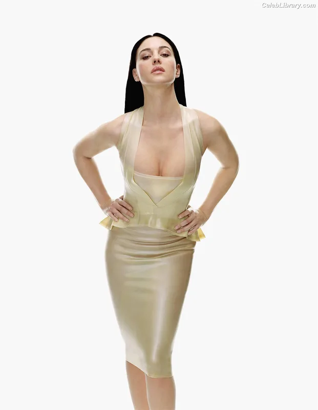 Monica Bellucci photo 19 of 1320