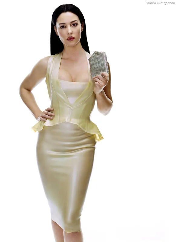 Monica Bellucci photo 21 of 1320