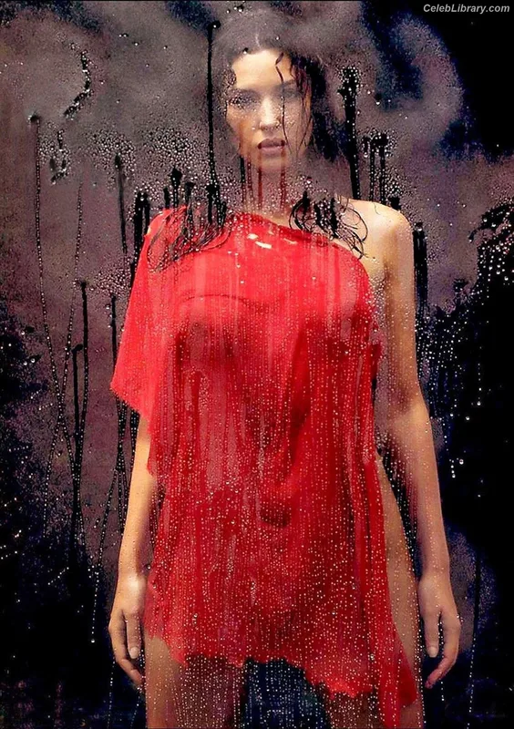 Monica Bellucci photo 8 of 1320