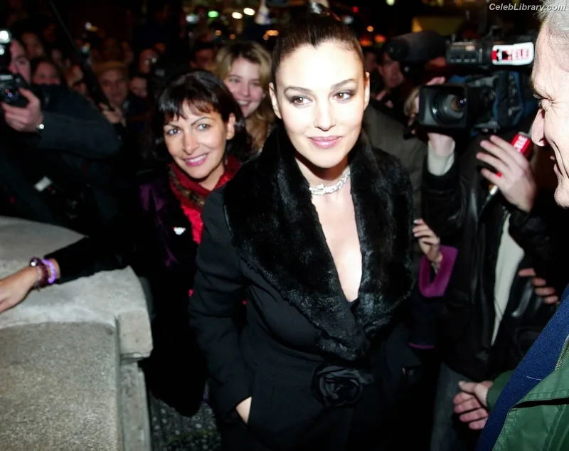 Monica Bellucci photo 1 of 1320