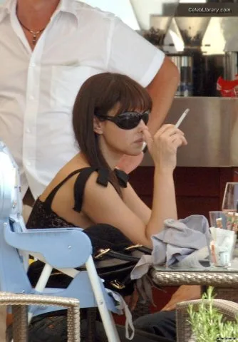 Monica Bellucci photo 23 of 1320
