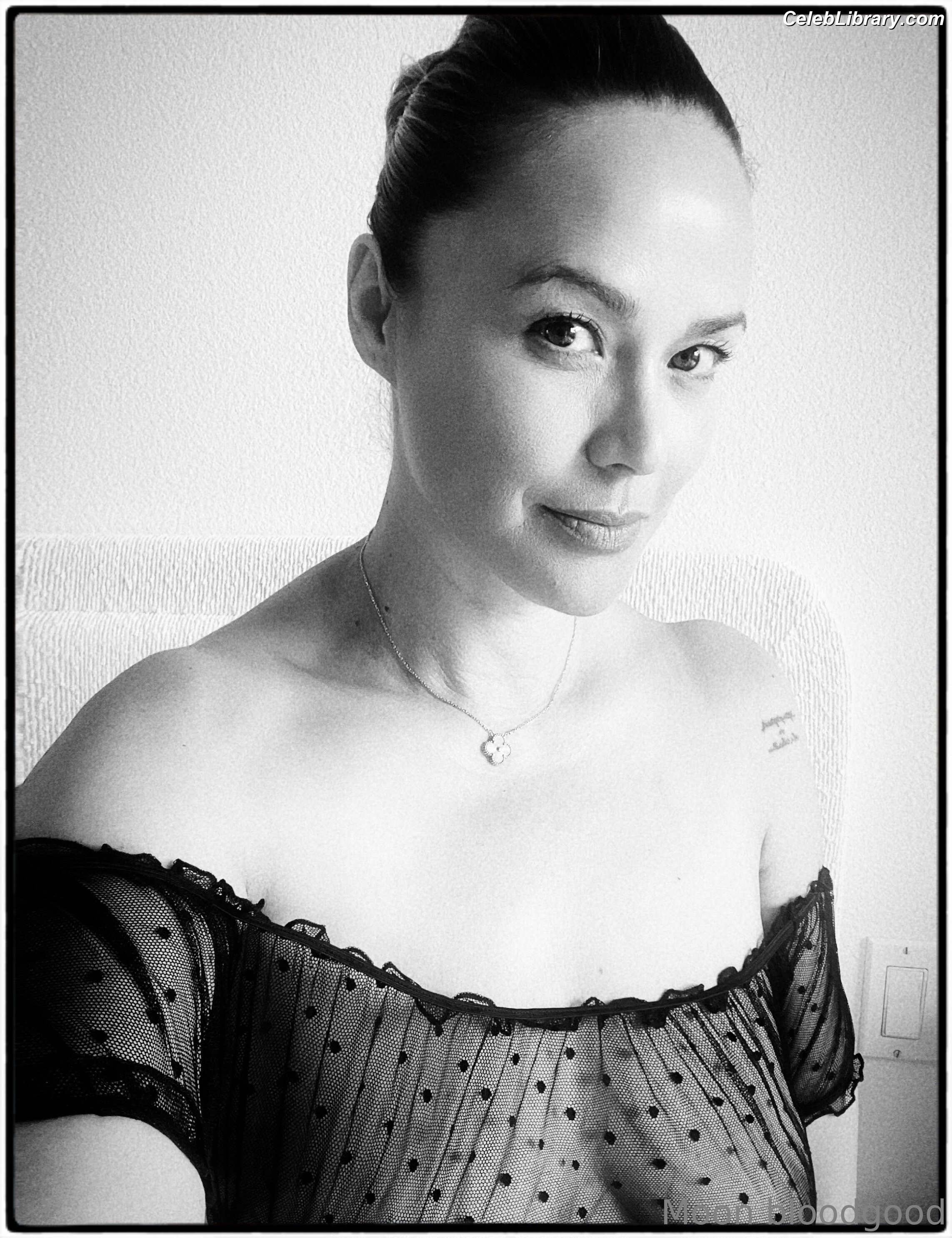 Moon Bloodgood photo 12 of 357