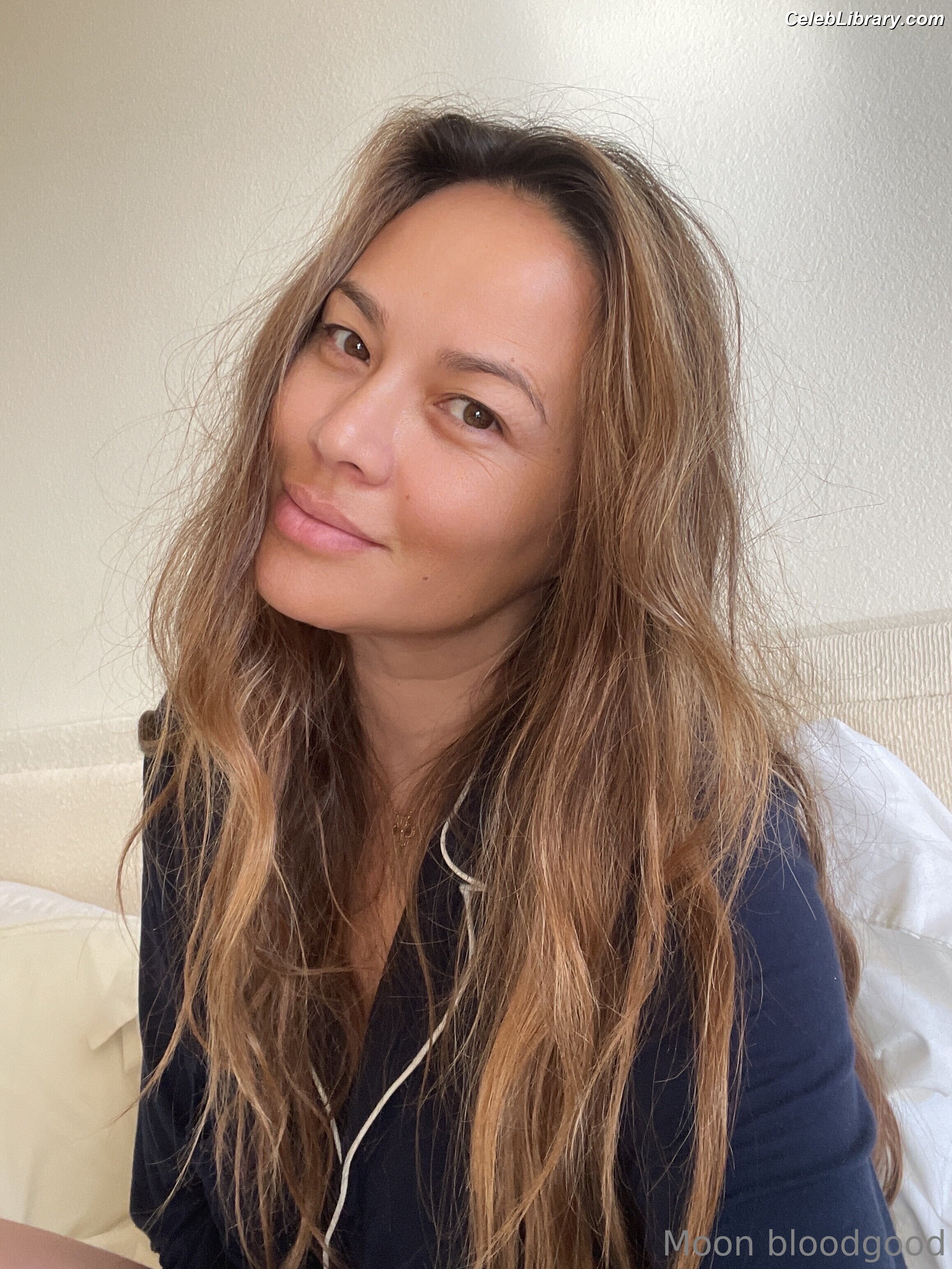 Moon Bloodgood photo 19 of 357