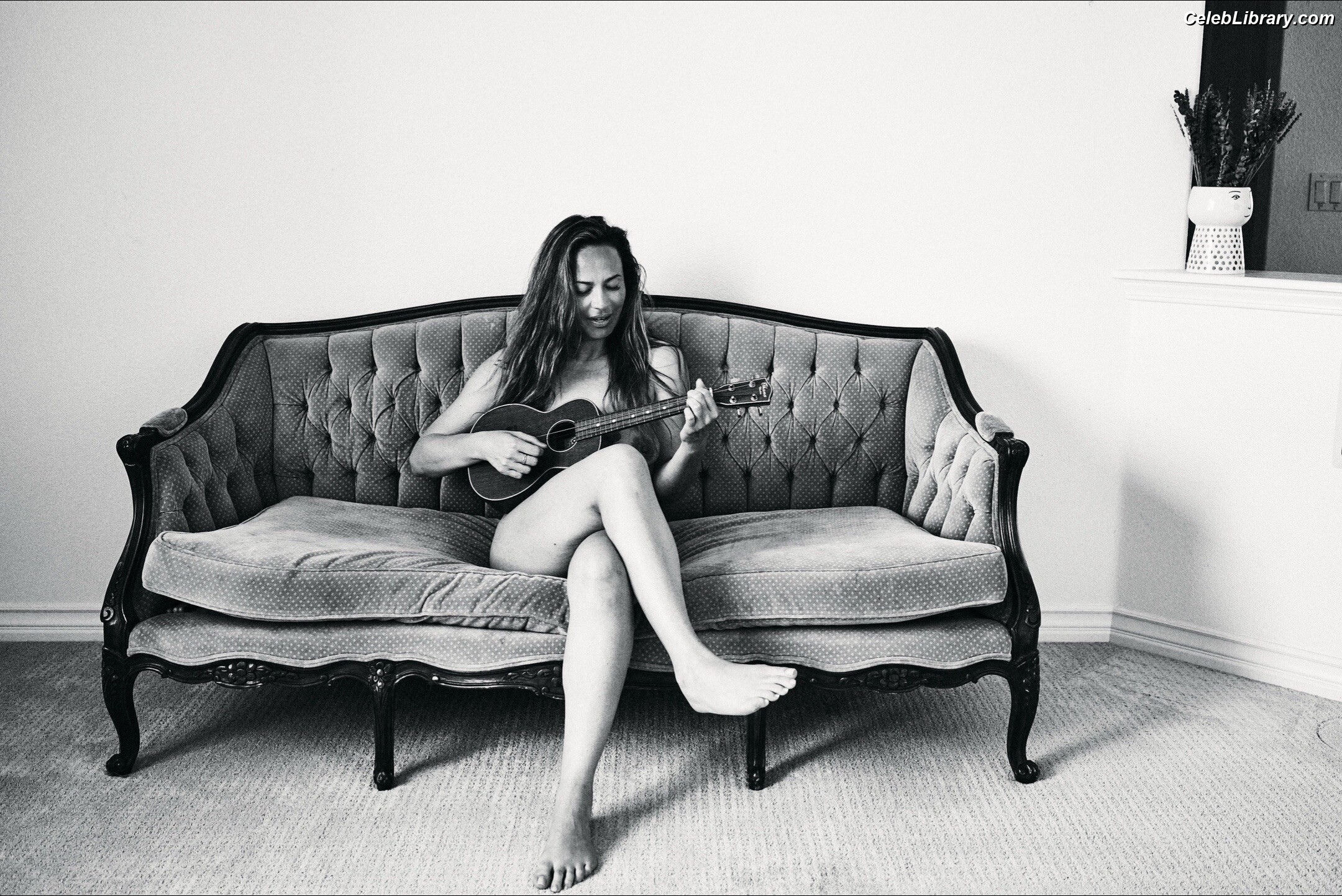 Moon Bloodgood photo 15 of 357
