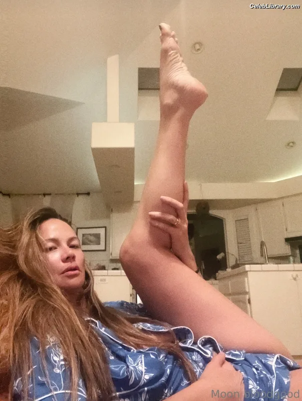 Moon Bloodgood photo 12 of 357