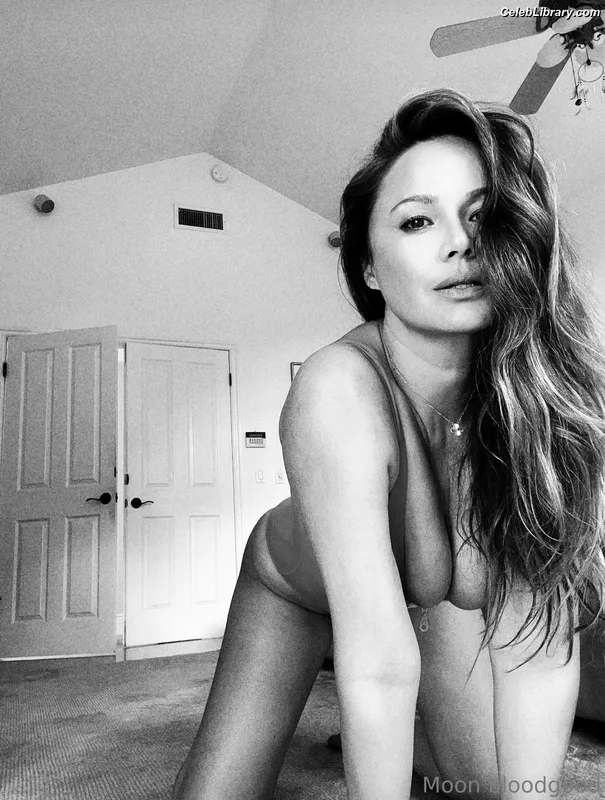 Moon Bloodgood photo 24 of 357