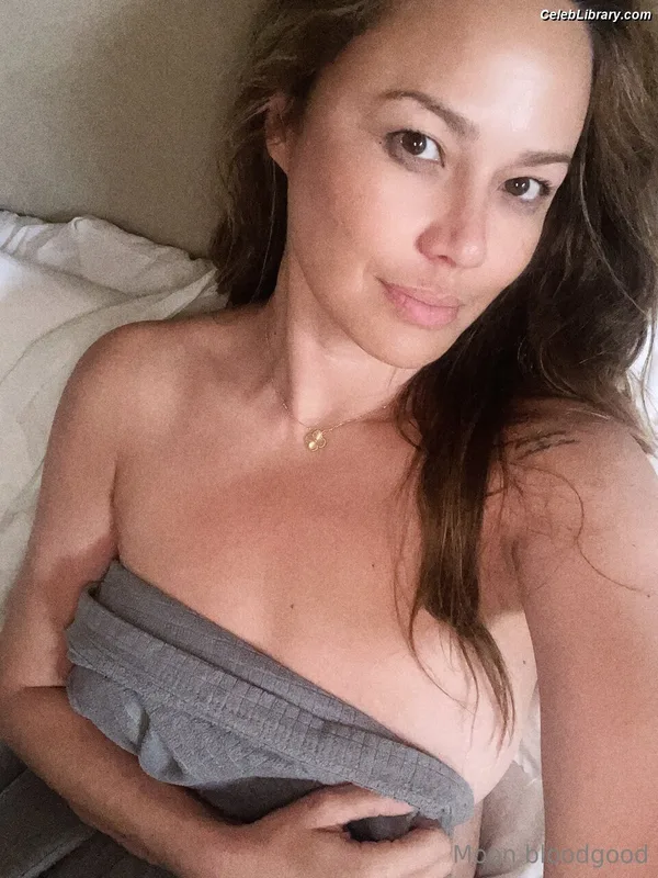 Moon Bloodgood photo 14 of 357