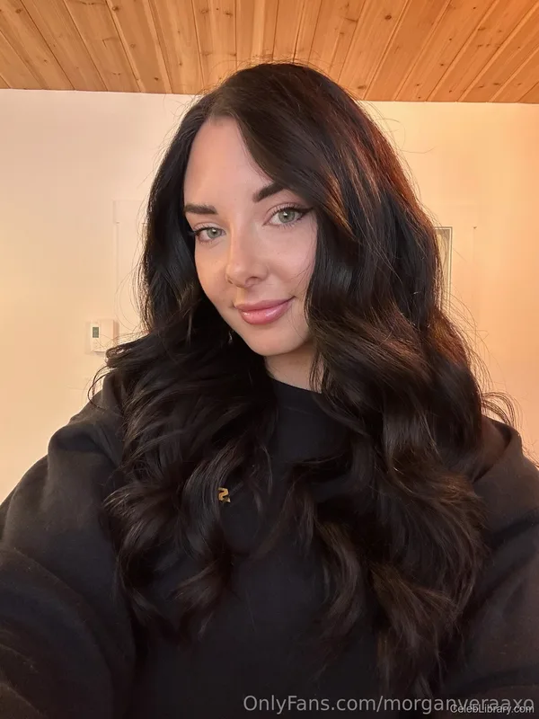 Morgan Vera photo 21 of 869