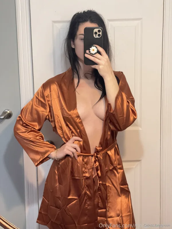 Morgan Vera photo 9 of 869