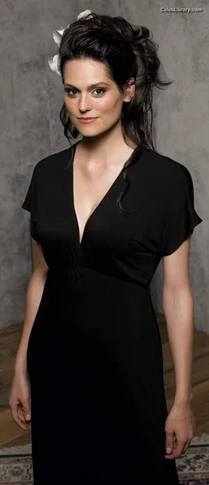 Morgan Webb photo 9 of 35