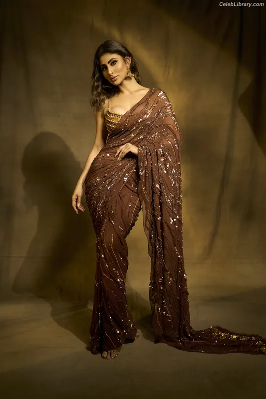 Mouni Roy photo 8 of 95