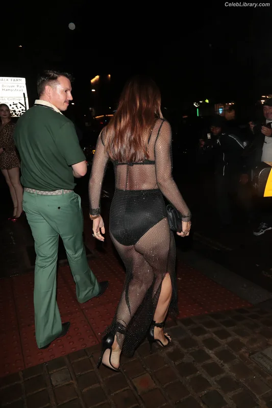 Myleene Klass photo 11 of 324