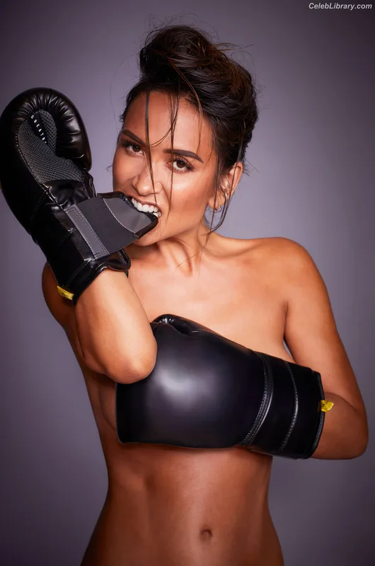 Myleene Klass photo 12 of 324