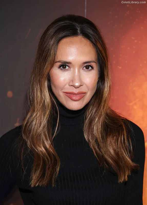 Myleene Klass photo 20 of 324