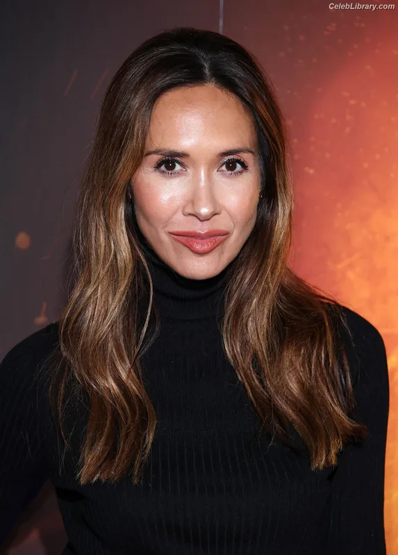 Myleene Klass photo 12 of 324