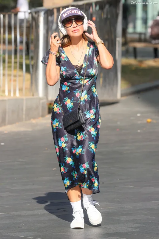 Myleene Klass photo 22 of 324