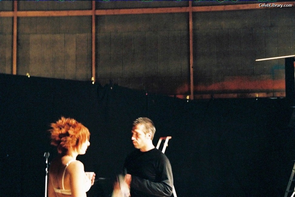 Mylène Farmer photo 2 of 171
