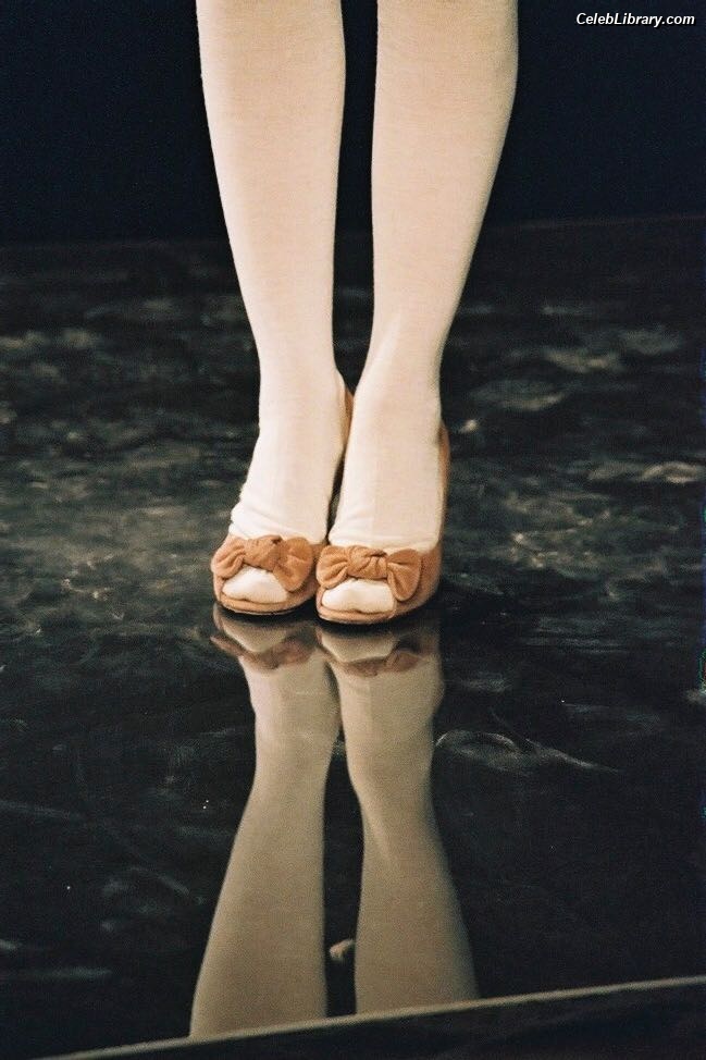Mylène Farmer photo 7 of 171