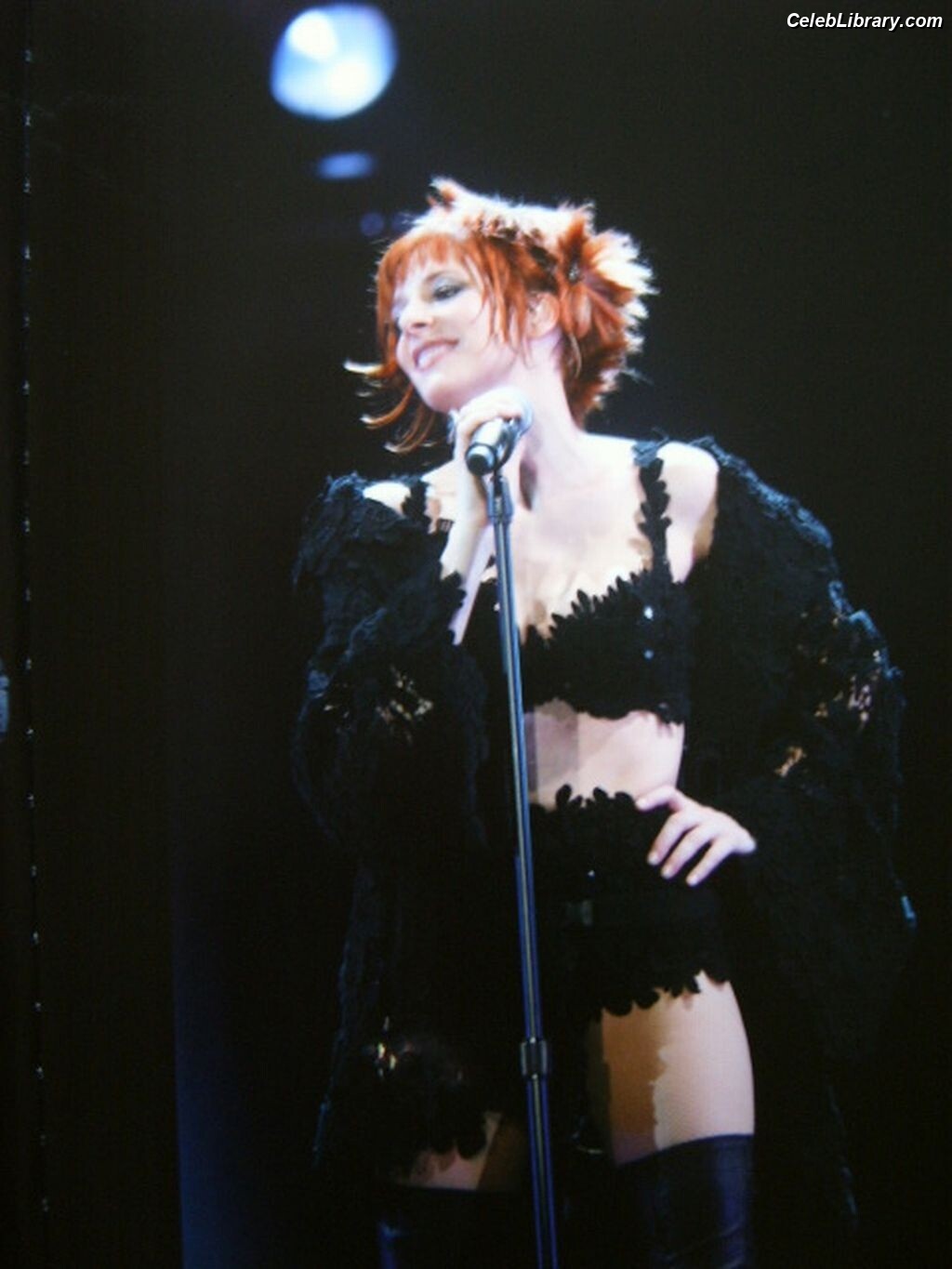 Mylène Farmer photo 24 of 171