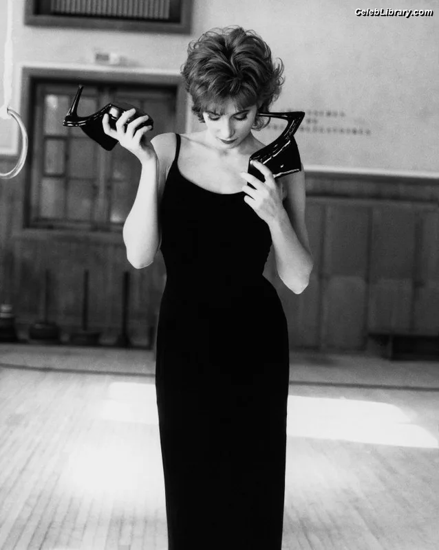 Mylène Farmer photo 20 of 171