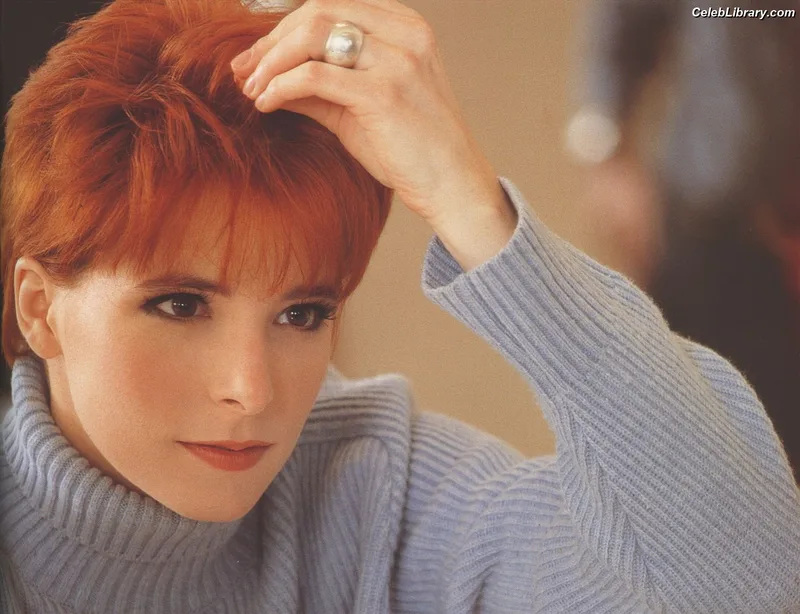 Mylène Farmer photo 18 of 171