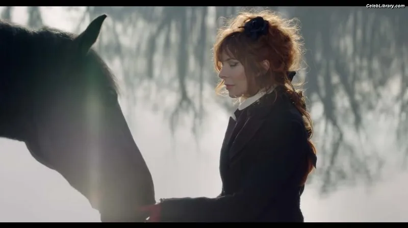 Mylène Farmer photo 14 of 171