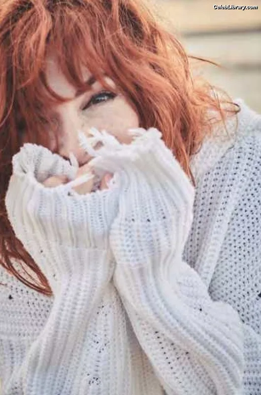 Mylène Farmer photo 8 of 171