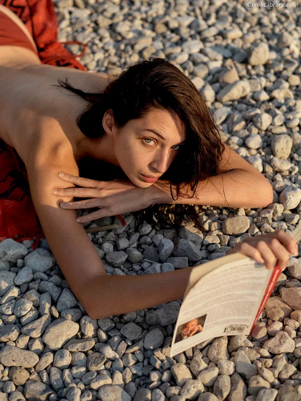 Myriem Boukadida photo 19 of 28