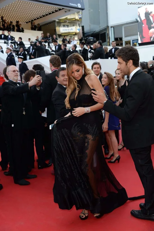 Nabilla Benattia Vergara photo 9 of 38