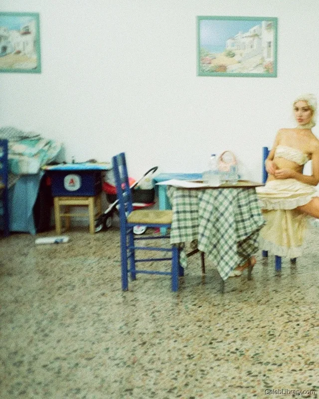 Nadia Lee Cohen photo 17 of 96
