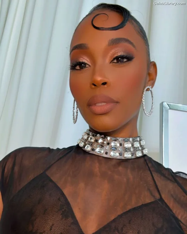 Nafessa Williams photo 1 of 78