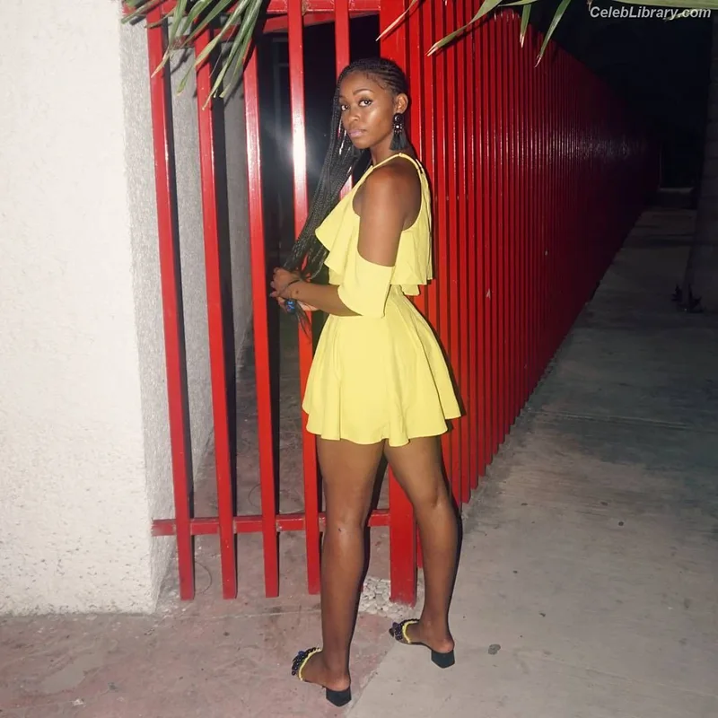 Nafessa Williams photo 1 of 78